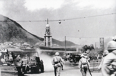 民間紀念「香港保衛戰75周年」 軍服鬧市巡遊