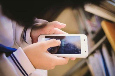 【博評】無雙直傳：外國限制學生在校內用智能手機　香港應否仿效？