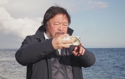 艾未未扮溺斃男童拍照遭鬧爆