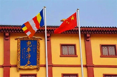 內地倡議教堂佛寺道觀回教廟均要升掛國旗