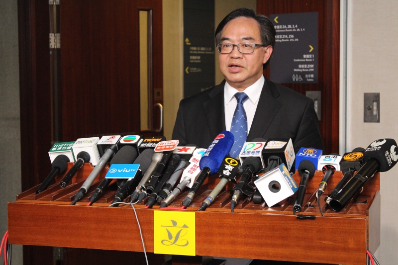 強積金推行十六年 民怨積聚亟待改革？