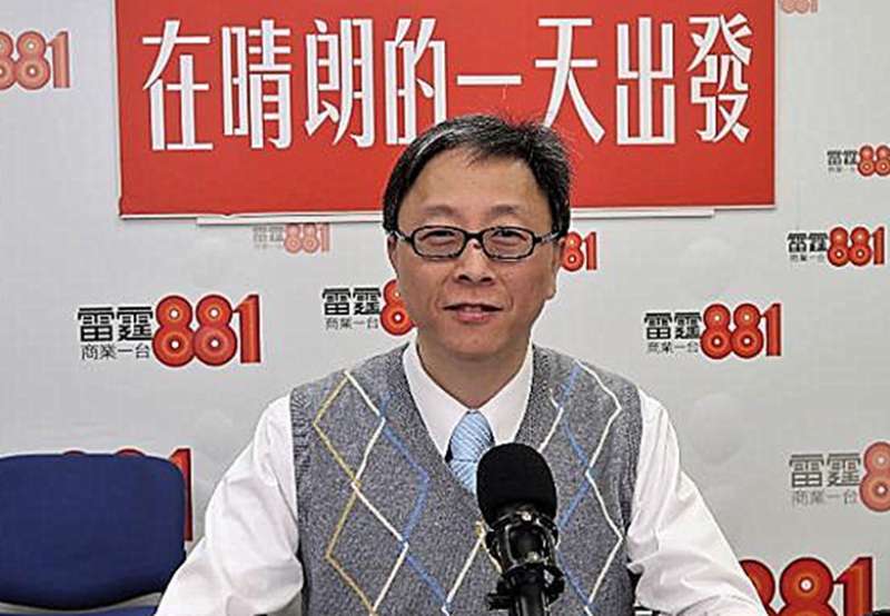 何栢良指張建宗疫情受控說法是大錯特錯