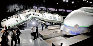 JR東日本為向員工作「震撼教育」設博物館展出事故列車