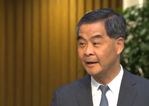 內容有料到？梁振英避談《成報》報道