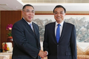 李克強抵達澳門出席中葡論壇部長級會議