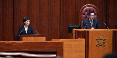 【多方觀點】施政報告風平浪靜 是政黨的「危」定「機」？