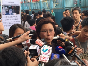 新聞團體到《明報》聲援被炒執行總編輯