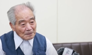 原侵華日軍731部隊少年兵清水英男赴哈爾濱指認謝罪