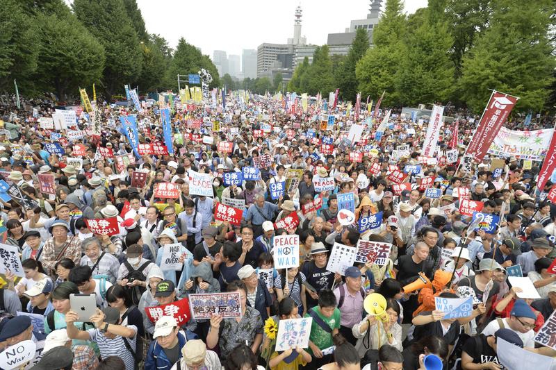 日百萬人示威反安保法