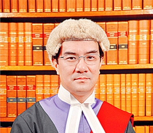 黃仁龍、曾俊華、陶傑齊駁斥法官陳慶偉言論