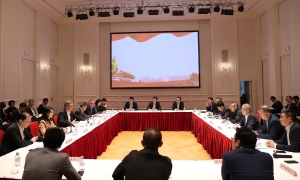 商務部長﹕中國電動車企業不是依靠補貼取得競爭優勢