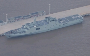 解放軍海軍激光砲 上艦測試？