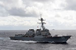 美艦闖南沙挑戰中國主權