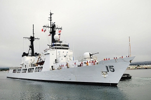 菲律賓海軍旗艦「皮勒號」在南海半月暗沙擱淺