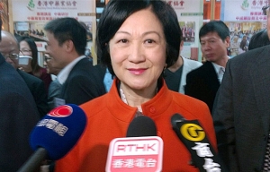 遭建制派封殺葉劉淑儀公開向泛民選委求票