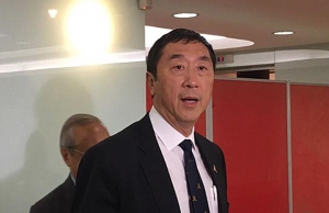 中大校長沈祖堯要求學生會移除港獨宣傳品