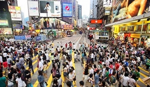 香港人口激增至734萬老化現象男女失衡持續
