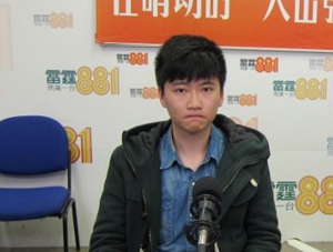陳雅明：與警察搏鬥解決不了問題
