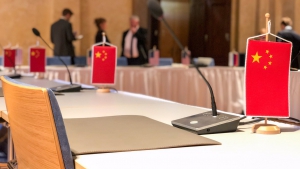 美與俄談判放中國國旗諷缺席&nbsp;趙立堅：停止無聊把戲