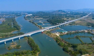 廣州至湛江高鐵建成通車 來往兩地最快一個半小時