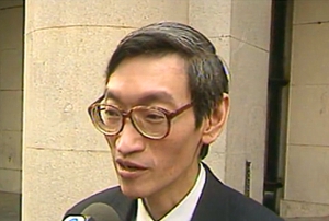 特區首任保安局長批評港府違反現代社會文明原則