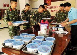 武警：包餃子、煮餃子不破皮的方法