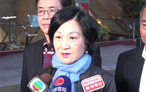 葉劉淑儀：有人要犧牲她