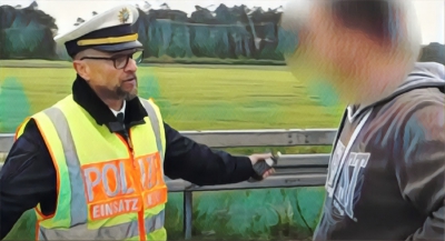 德國車禍現場不可亂拍照？警察祭出「與死者對望」震撼教育阻遏