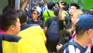 全港三罷日鐵路及航空交通嚴重受阻