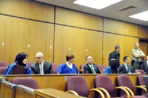 留美三內地高中生涉虐打兩女同學被重判