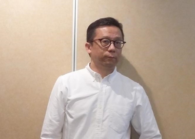 王維基指香港沉淪源自特首
