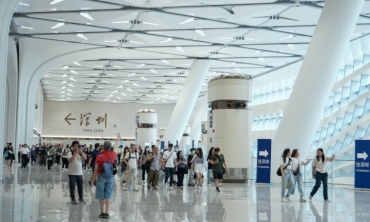 皇崗口岸10月12日上午6時30分正式開通運行