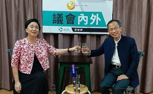 曾鈺成指林鄭不肯讓步是因難向支持者交待