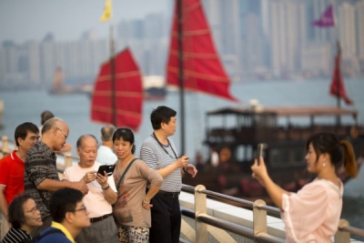 【紙媒觀點】港獨無撼訪港意欲 低價團才是「害馬之群」？