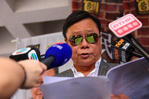 立會掟杯案法官不信梁振英受驚判黃毓民無罪