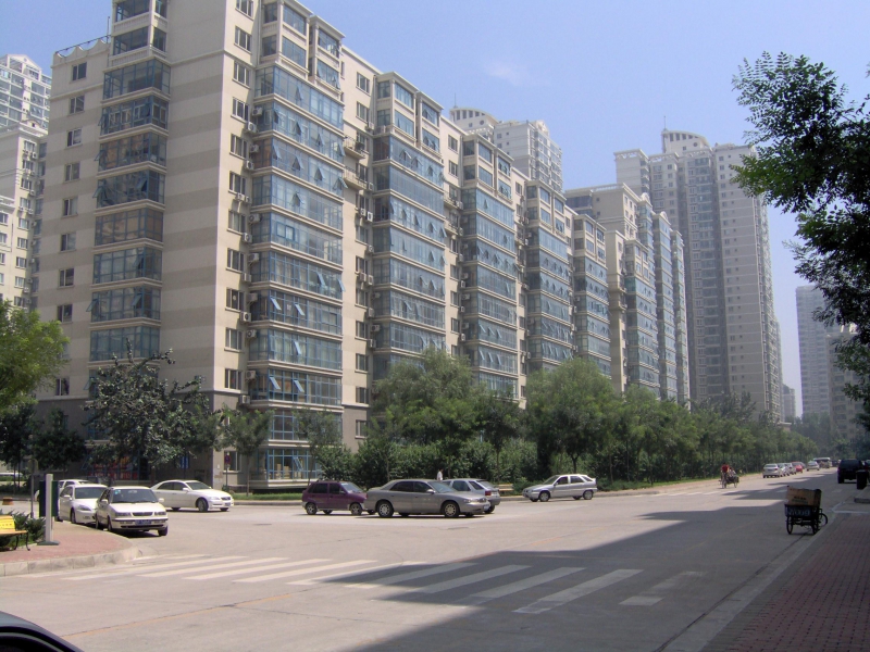 買不起變租不起？內地政策遏樓價 資本轉炒租房市場
