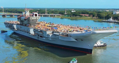 【軍事】William：未成航母被偷電腦？ 多災多難的印度維蘭特號