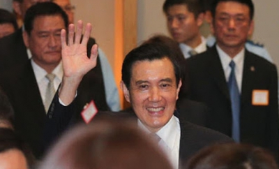 馬英九出發到新加坡