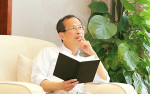 曾鈺成口中的壞領袖是誰？你懂的！