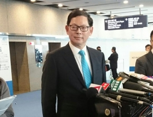美息比港高  港匯回落到四年低位