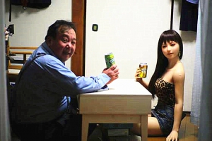 【周末話題】性愛娃娃對人倫影響深遠禍福難定