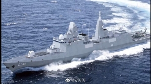 中日海軍新艦消息特報