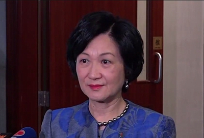 葉劉淑儀放棄參與區議會山頂區補選