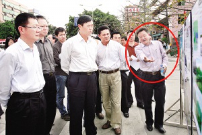 光明新區城管局長疑因塌泥問責跳樓自殺