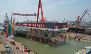 中國第四艘航母採用核動力？海軍政委﹕很快會公布