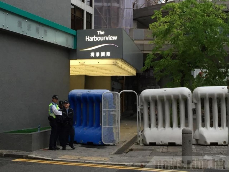 警方FB：感謝市民配合封路 過萬網友「嬲嬲」