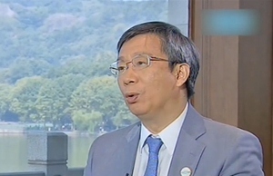 易綱對人民幣匯率派「定心丸」