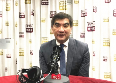 鍾國斌：林鄭月娥如心情不勝負荷就應該離開