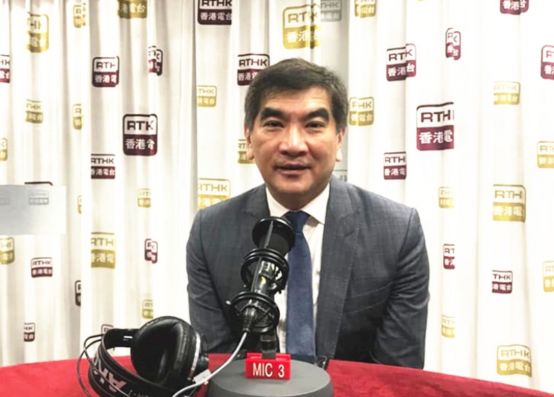 鍾國斌：林鄭月娥如心情不勝負荷就應該離開
