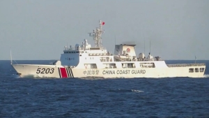 菲海軍指控「搶奪」漂浮物 外交部﹕中方火箭殘骸